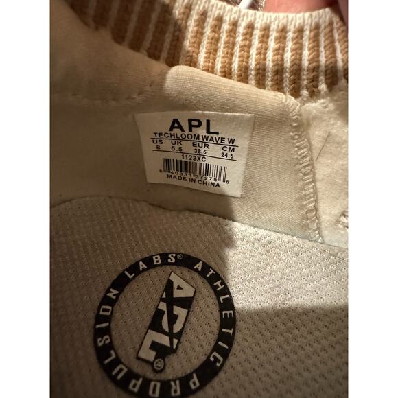 Women's APL TechLoom Wave Sneaker White Sz 8 Classic Athleisure Running Trainers - Picture 5 of 9